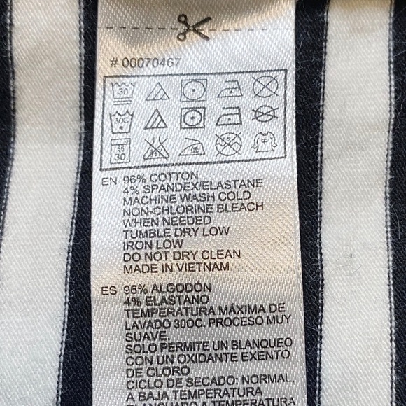 🌵5/$25 FOREVER 21 Zipper Back Crop Top - M - Picture 6 of 6